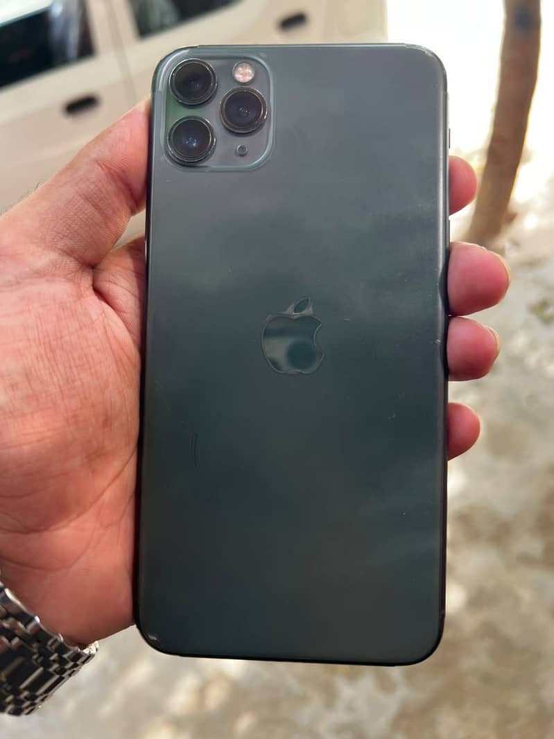 Apple iPhone 11 Pro Max 2