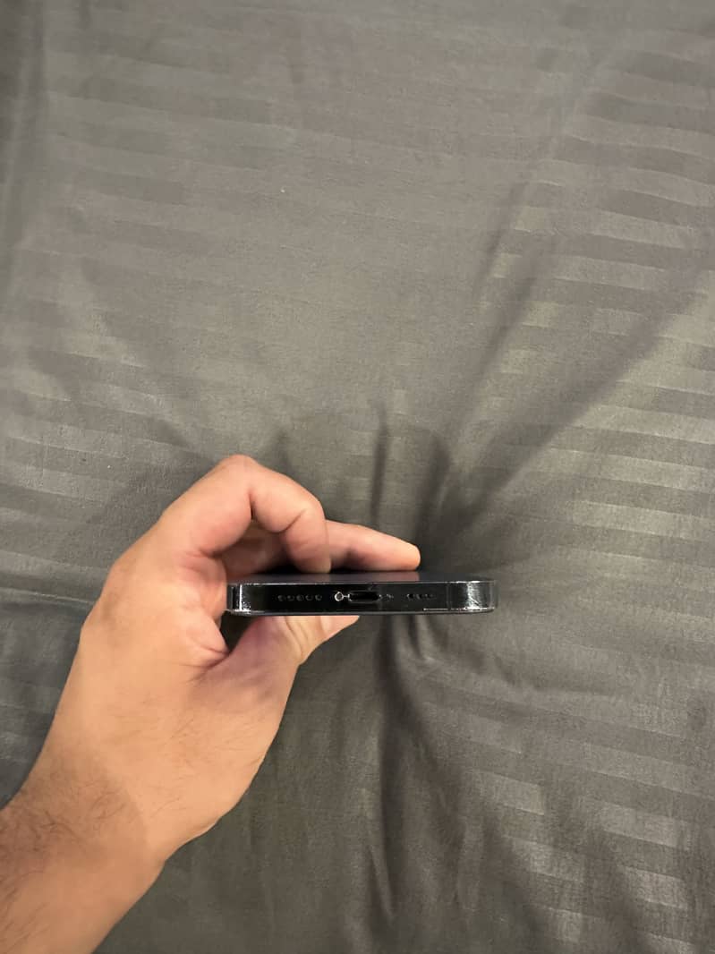 Apple iPhone 12 Pro 1