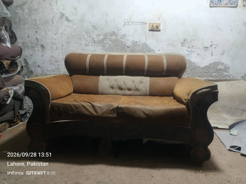 3 piece sofa 0