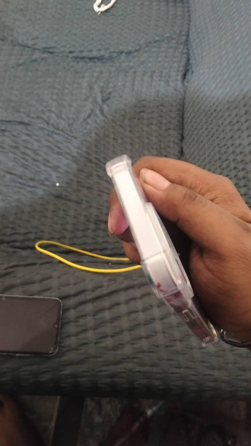Apple iPhone 13 Pro 3