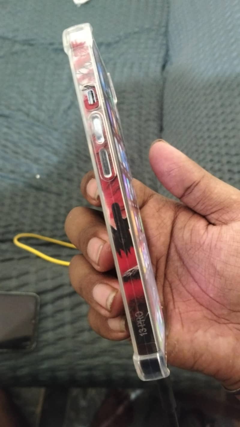 Apple iPhone 13 Pro 6
