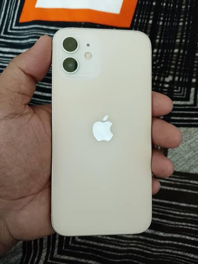 Apple iPhone 12