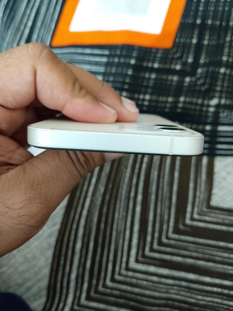 Apple iPhone 12 7