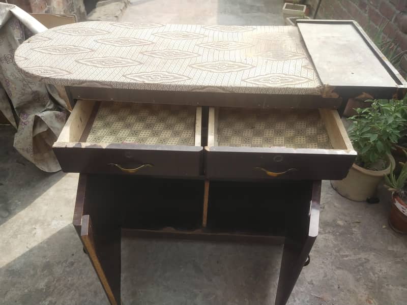 iron stand 2