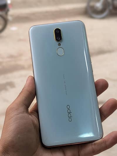 OPPO F11 8/256 03226968063