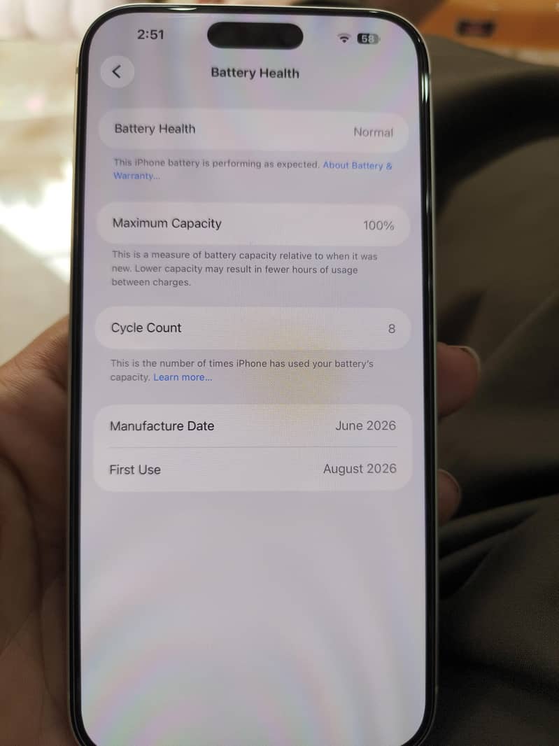 Apple iPhone 17 Pro Max 4