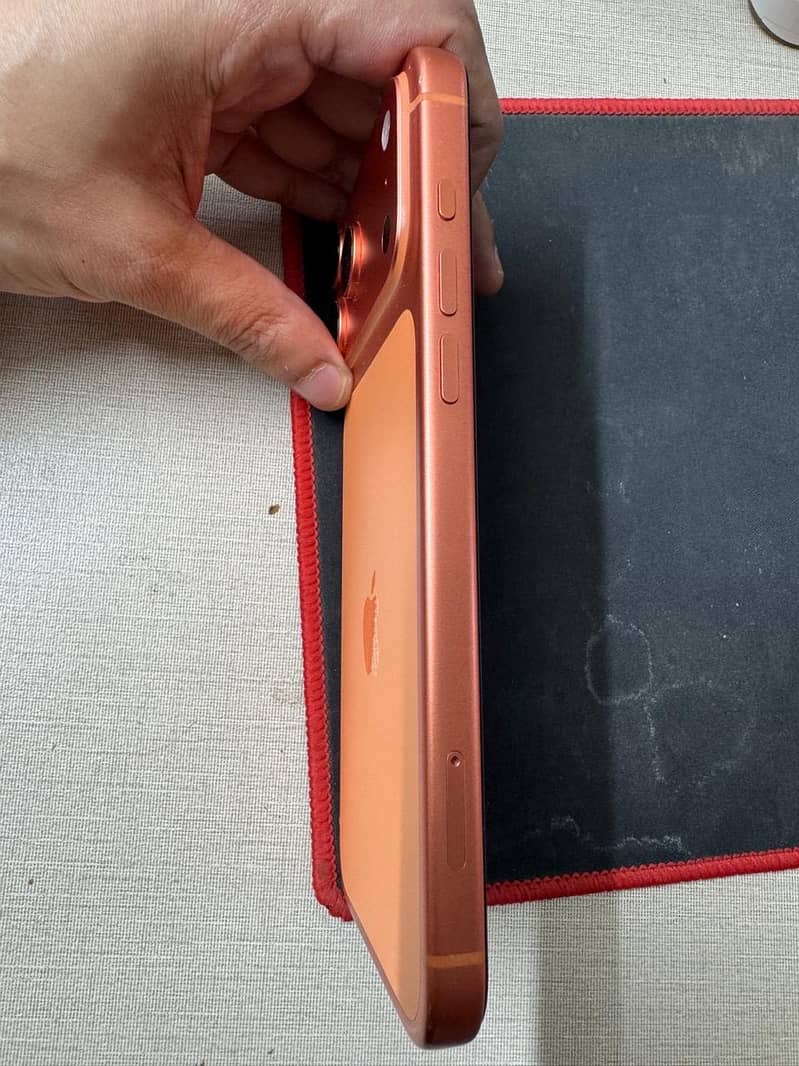 Apple iPhone 17 Pro Max 3