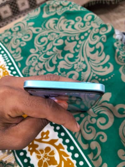 OPPO A78