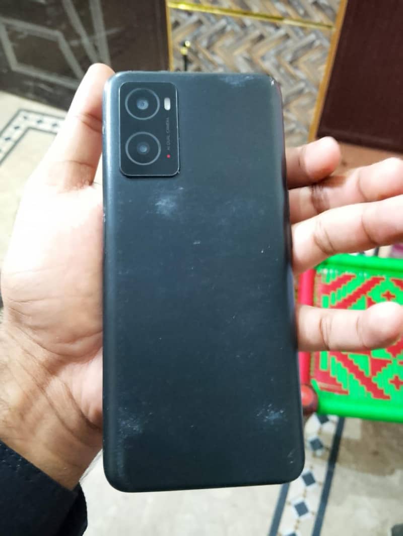 OPPO A76 0