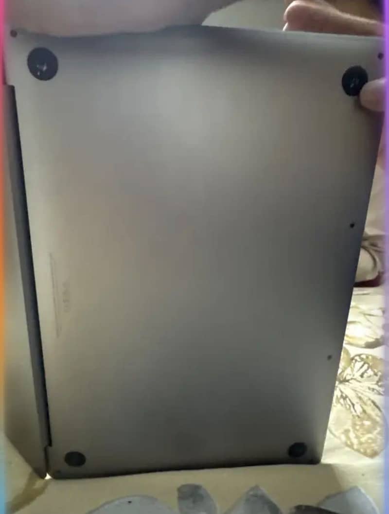 Apple mac book pro 2