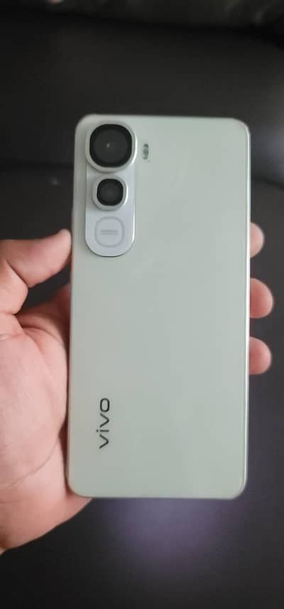 Vivo Y400