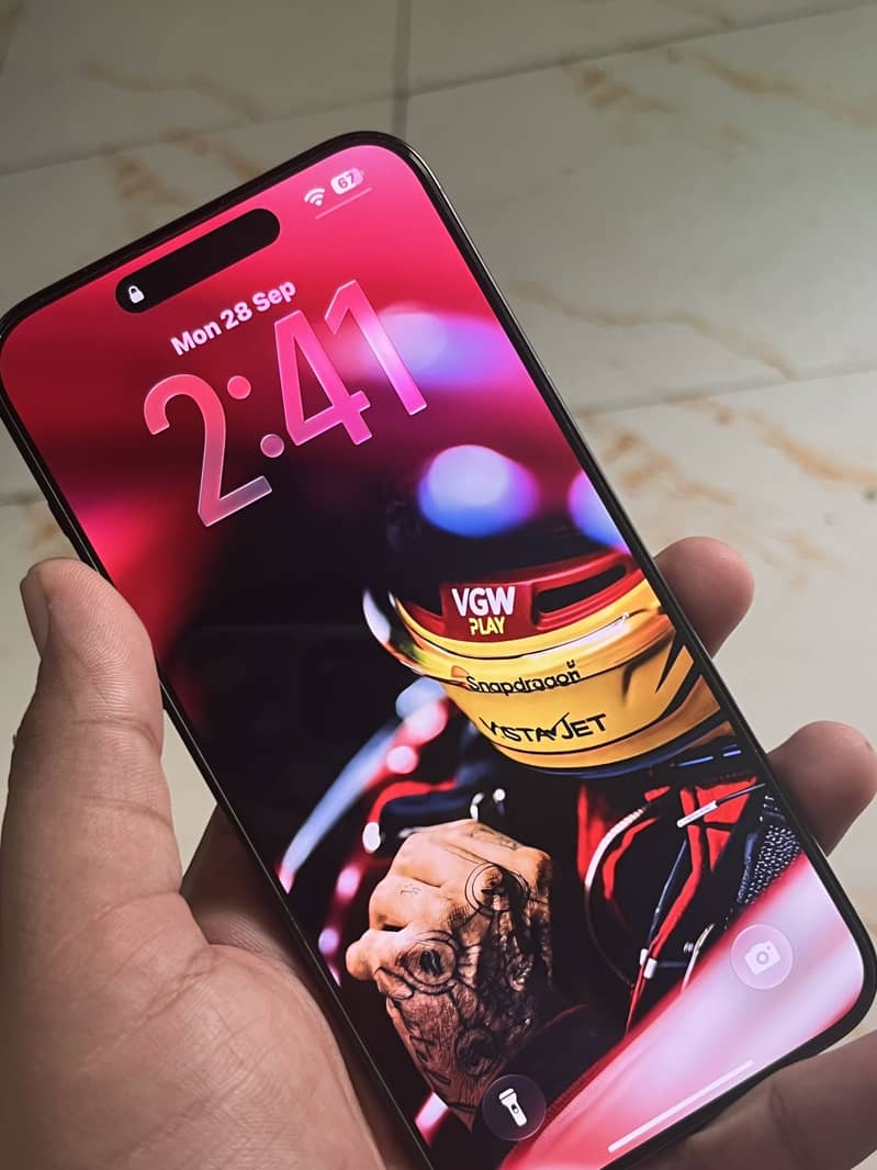 Apple iPhone 15 Pro Max 4