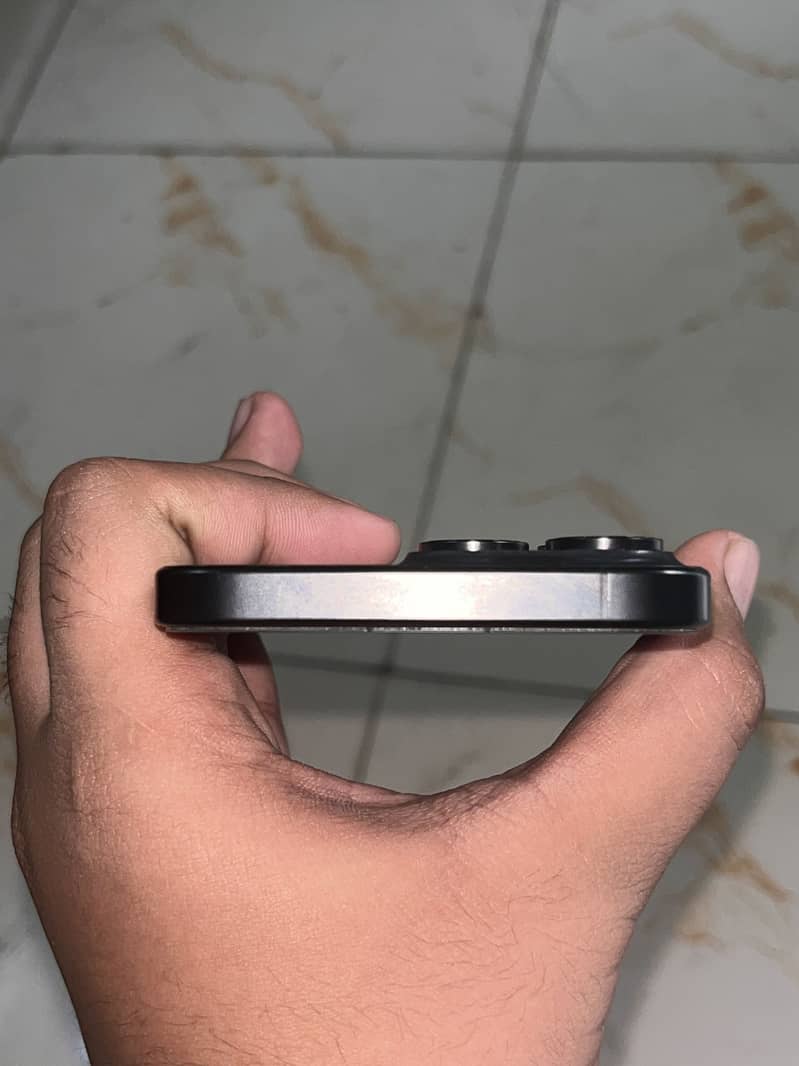 Apple iPhone 15 Pro Max 7