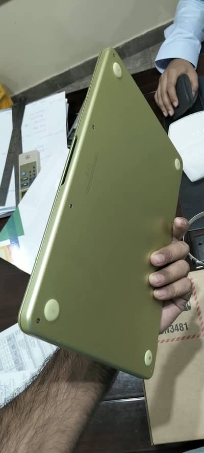 MacBook Neo 512 gb New Gulf Version