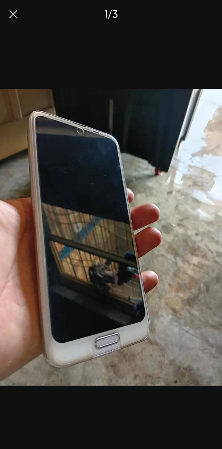Sharp Aquos R2 2