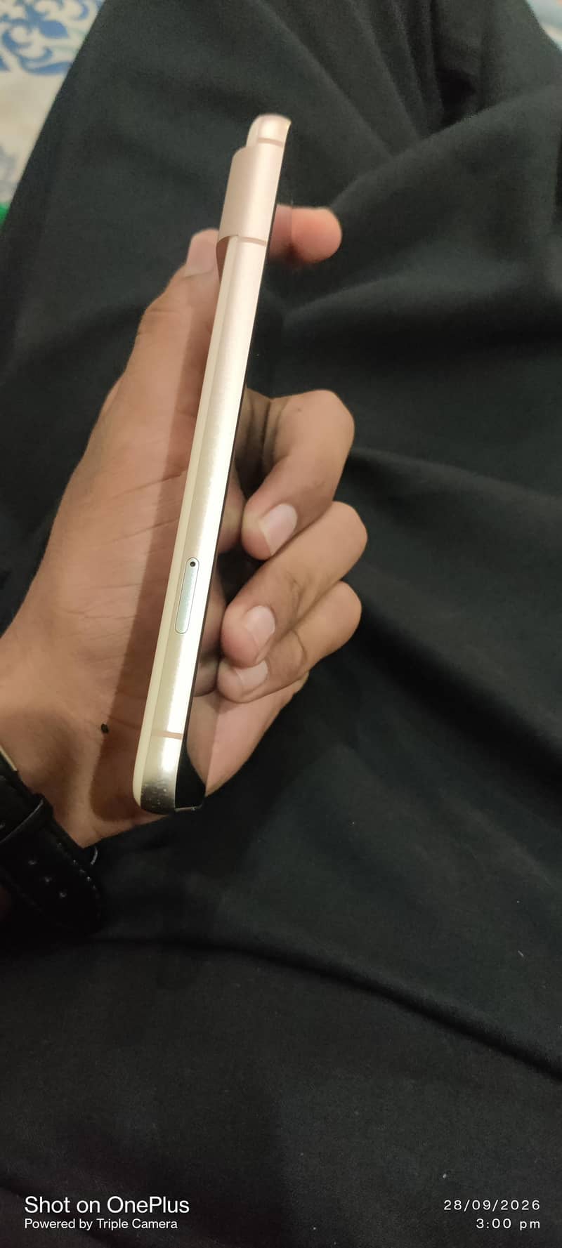 Google Pixel 8 1