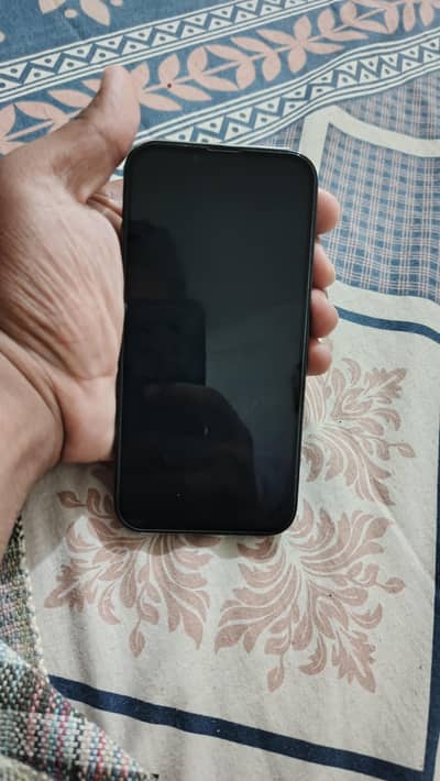 Apple iPhone 13 128GB 84%