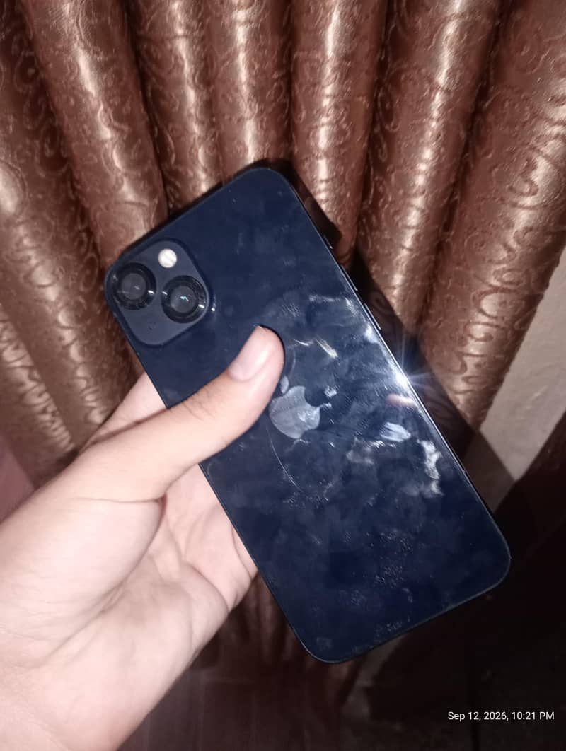 Apple iPhone 13 8