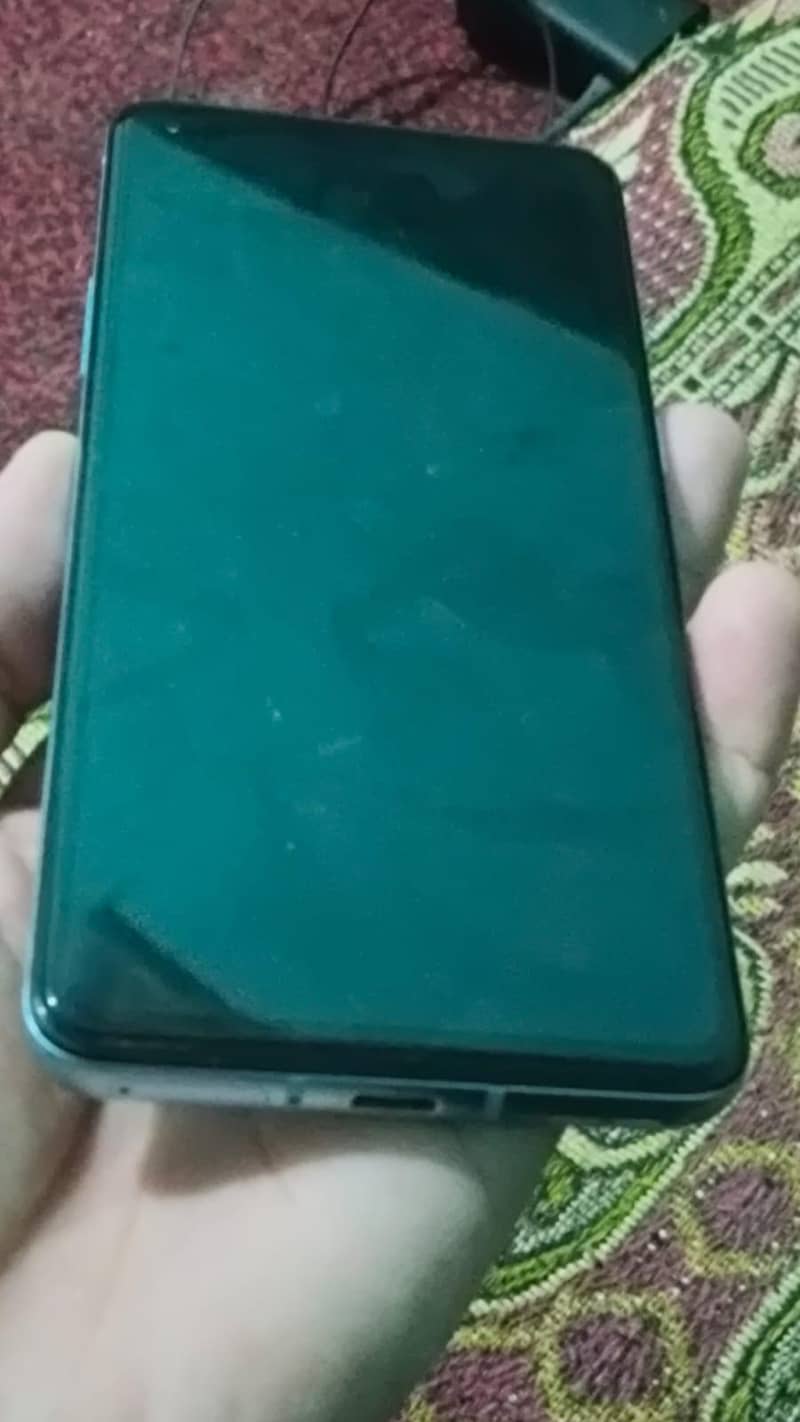 One Plus 9R 1