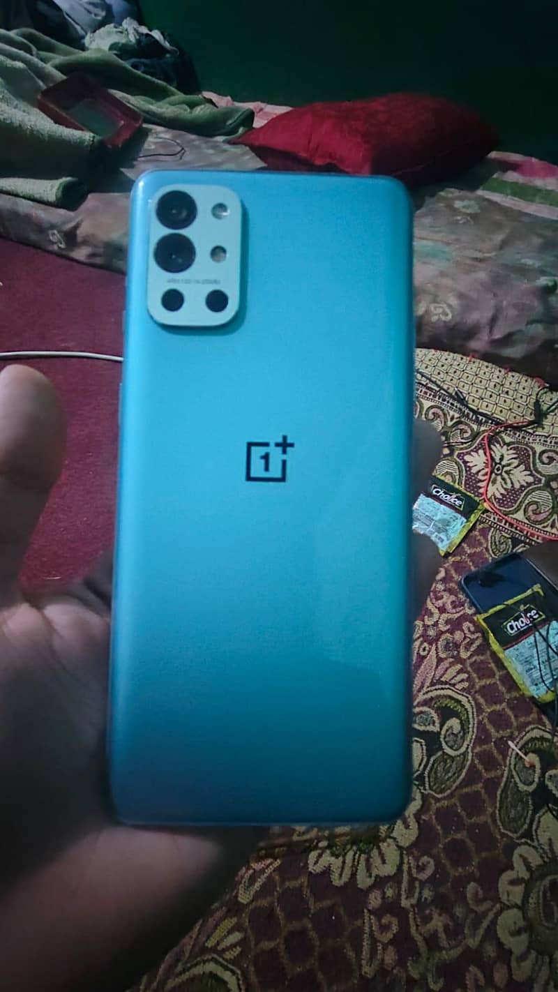 One Plus 9R 3
