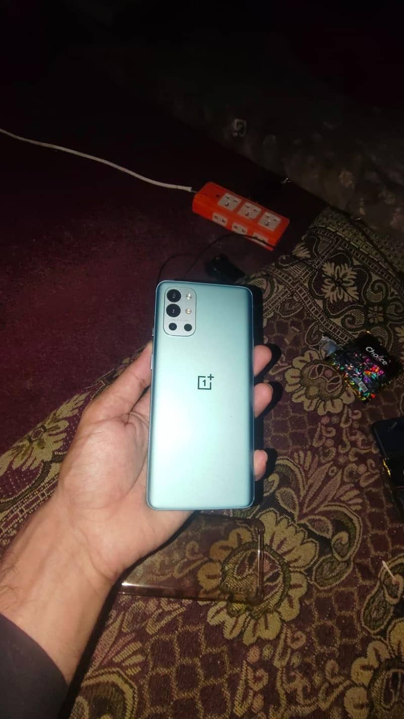One Plus 9R 10