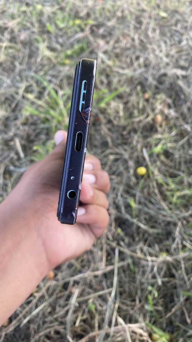 Tecno Spark Go 0