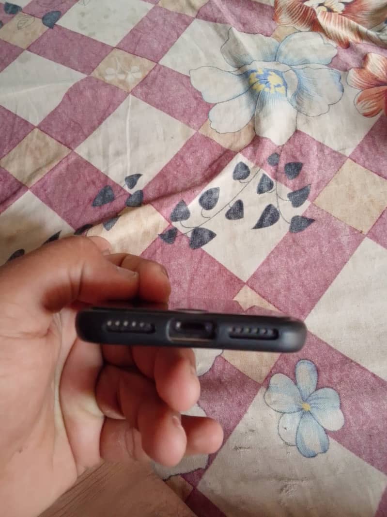 Apple iPhone 7 4