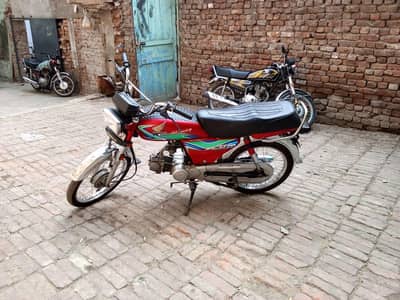 HONDA cd70