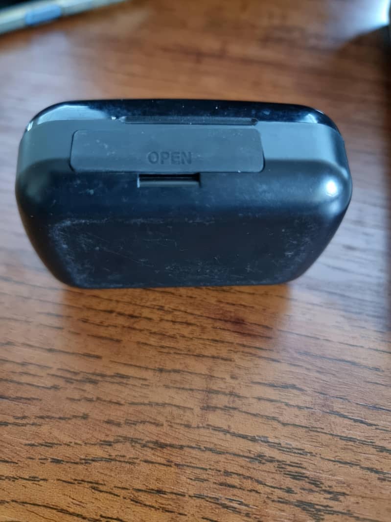Wireless Bluetooth Earbuds 1