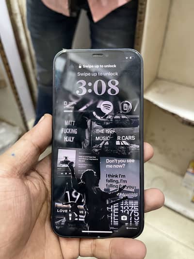 Apple iPhone 12