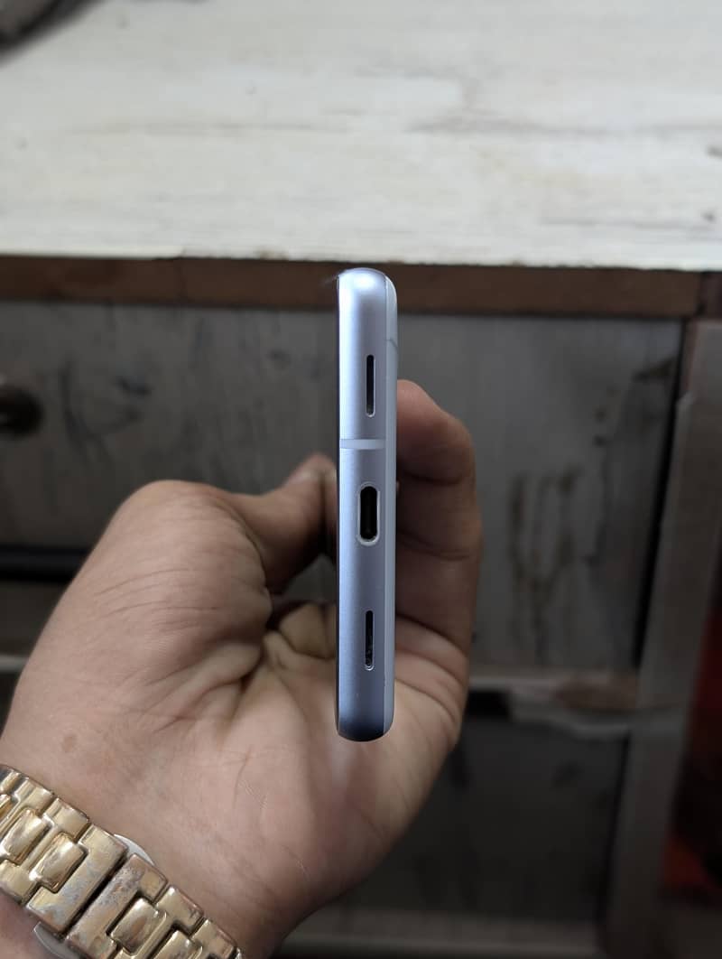 Google Pixel 7a 3