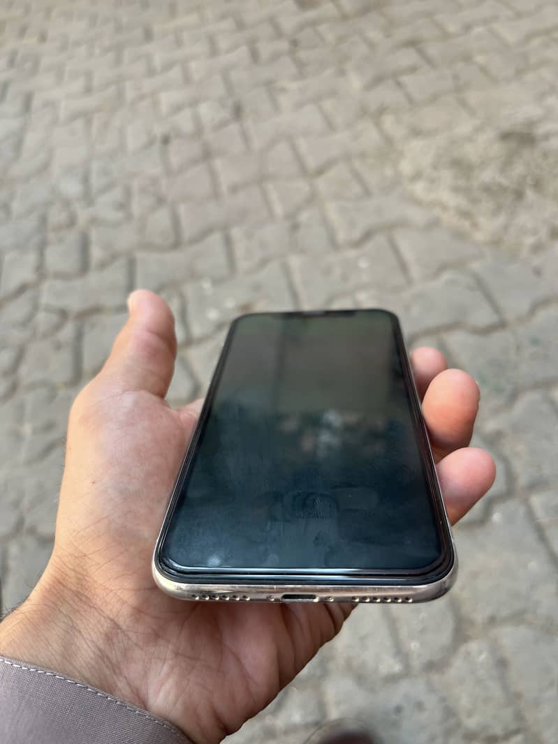 Apple iPhone X 1