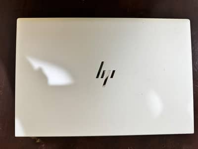 HP EliteBook 830 G8 - Core i5 11th Gen - 8/256 - 13.3 - FaceLock