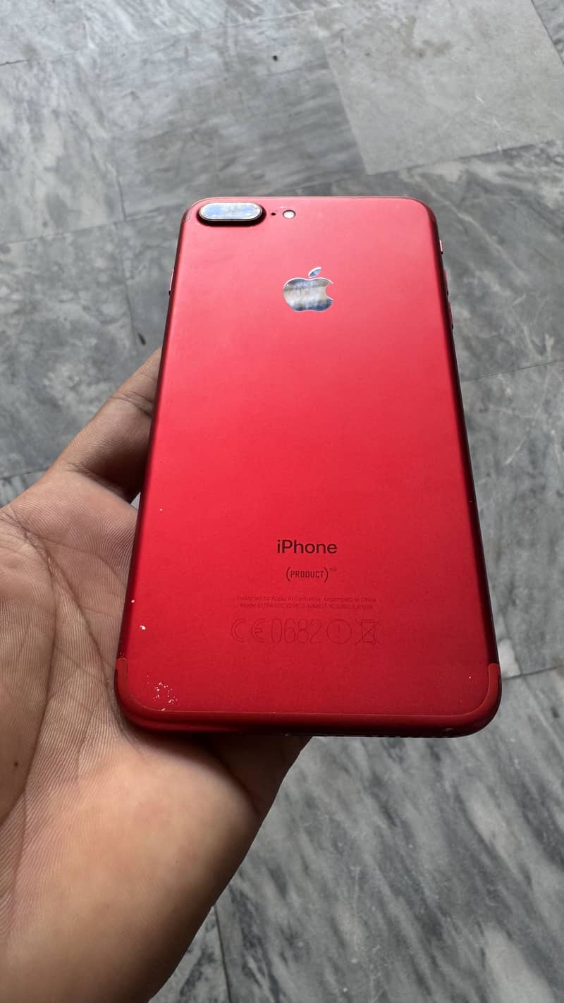 Apple iPhone 7 Plus 0