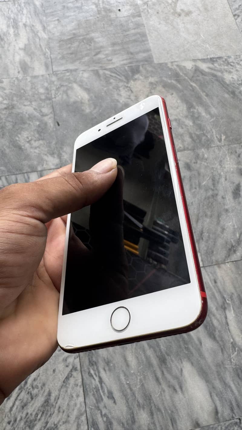 Apple iPhone 7 Plus 1