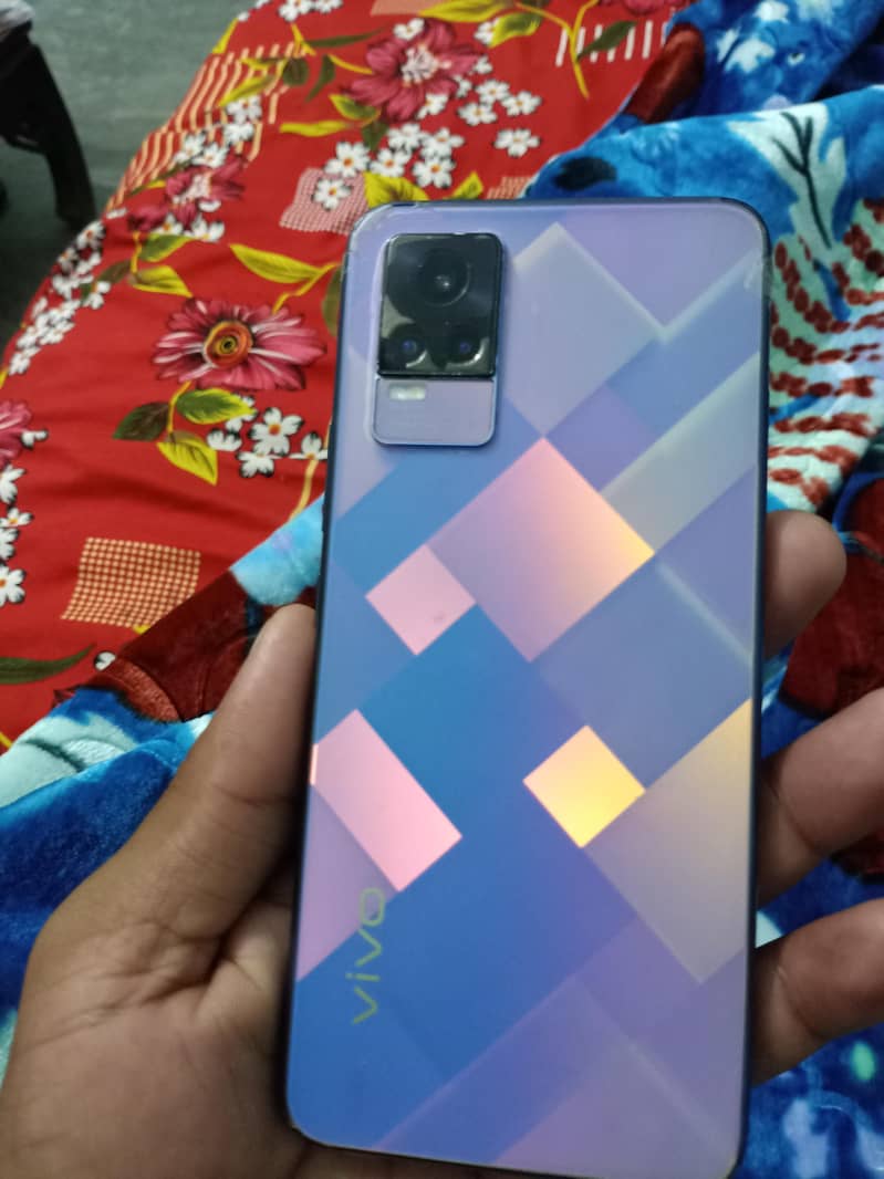 Vivo V21e 4
