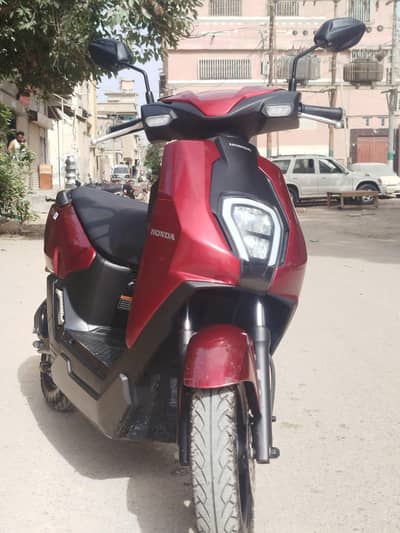Honda Icon e UAK WORL IMPORT