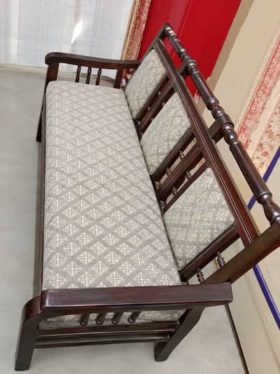 3 seater + 2 chair good condition