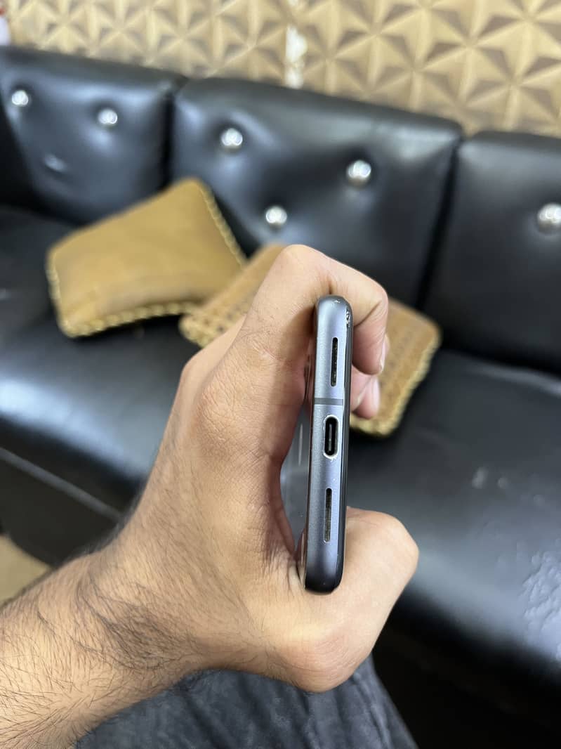 Google Pixel 8 3
