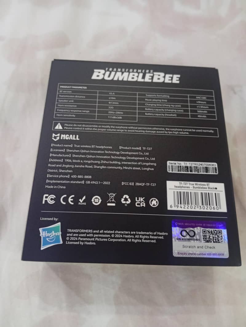 Transformers Bumblebee Earbuds 1