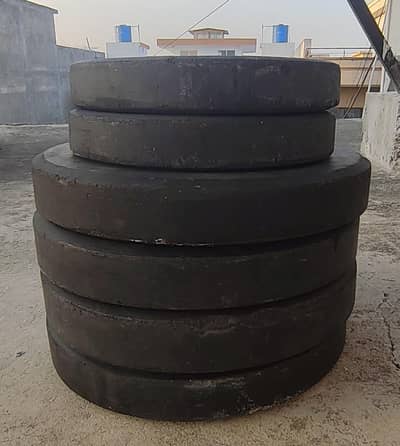 Two barbell bars and 50kg weight