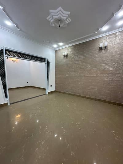 Main Road 60 Feet Road Large Parking Ideal Location For Resendancil Purpose Or Commercial Purpose With Garden Ground Plus One Well Mantian