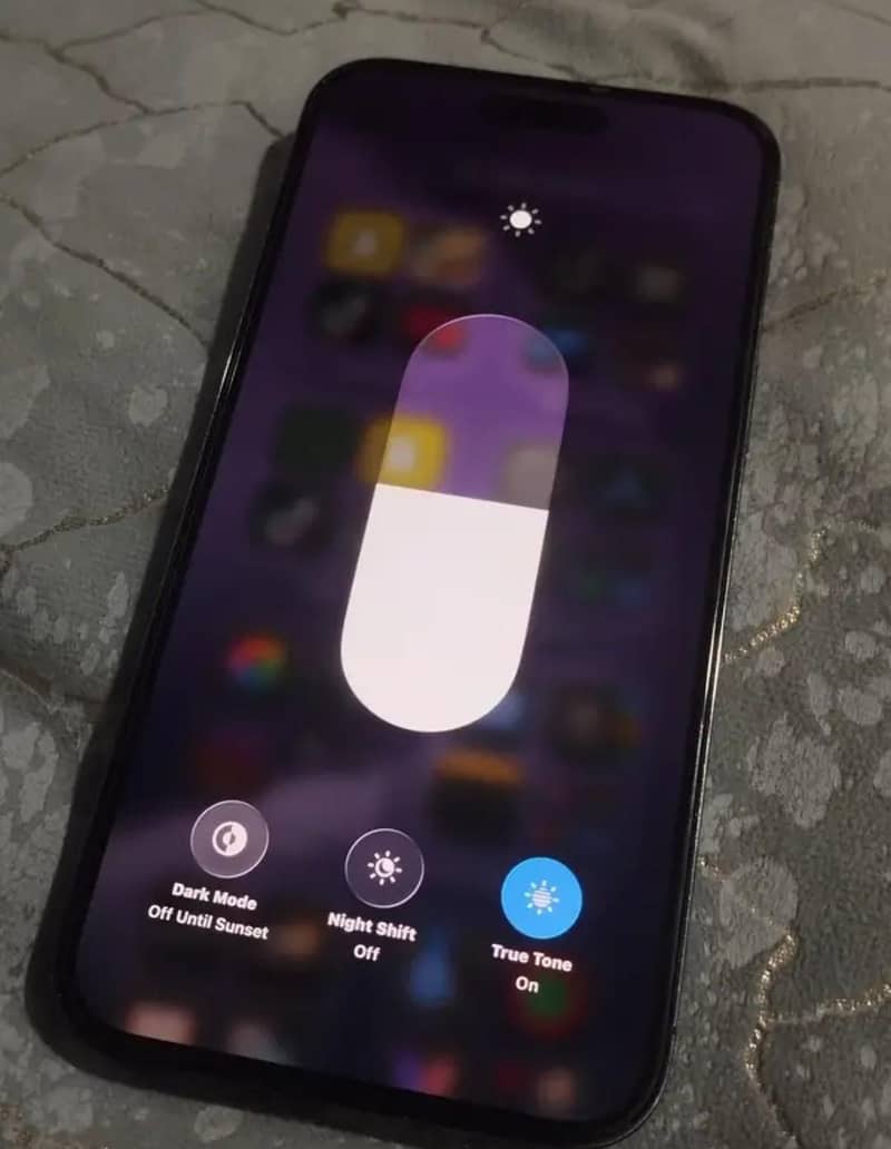 Apple iPhone 14 Pro Max 1