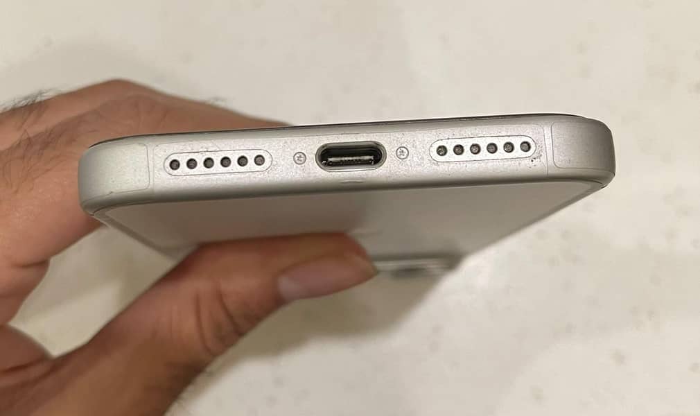 Apple iPhone 17 Pro Max 1
