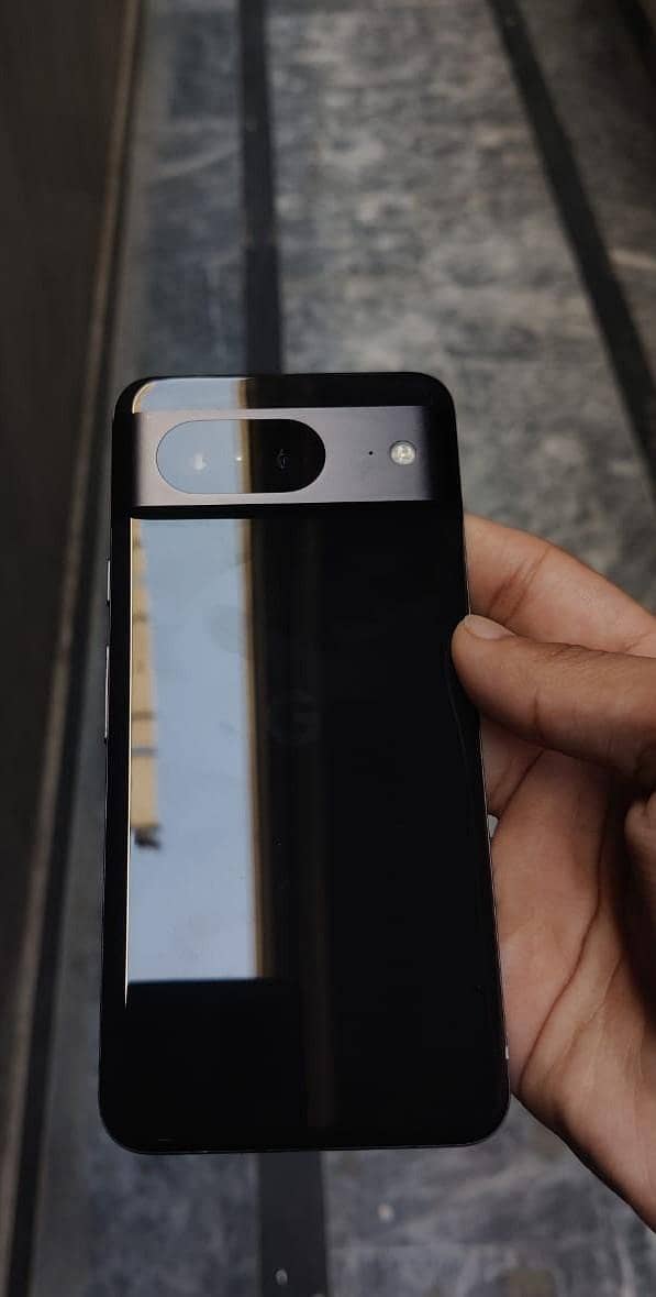 Google Pixel 8 0