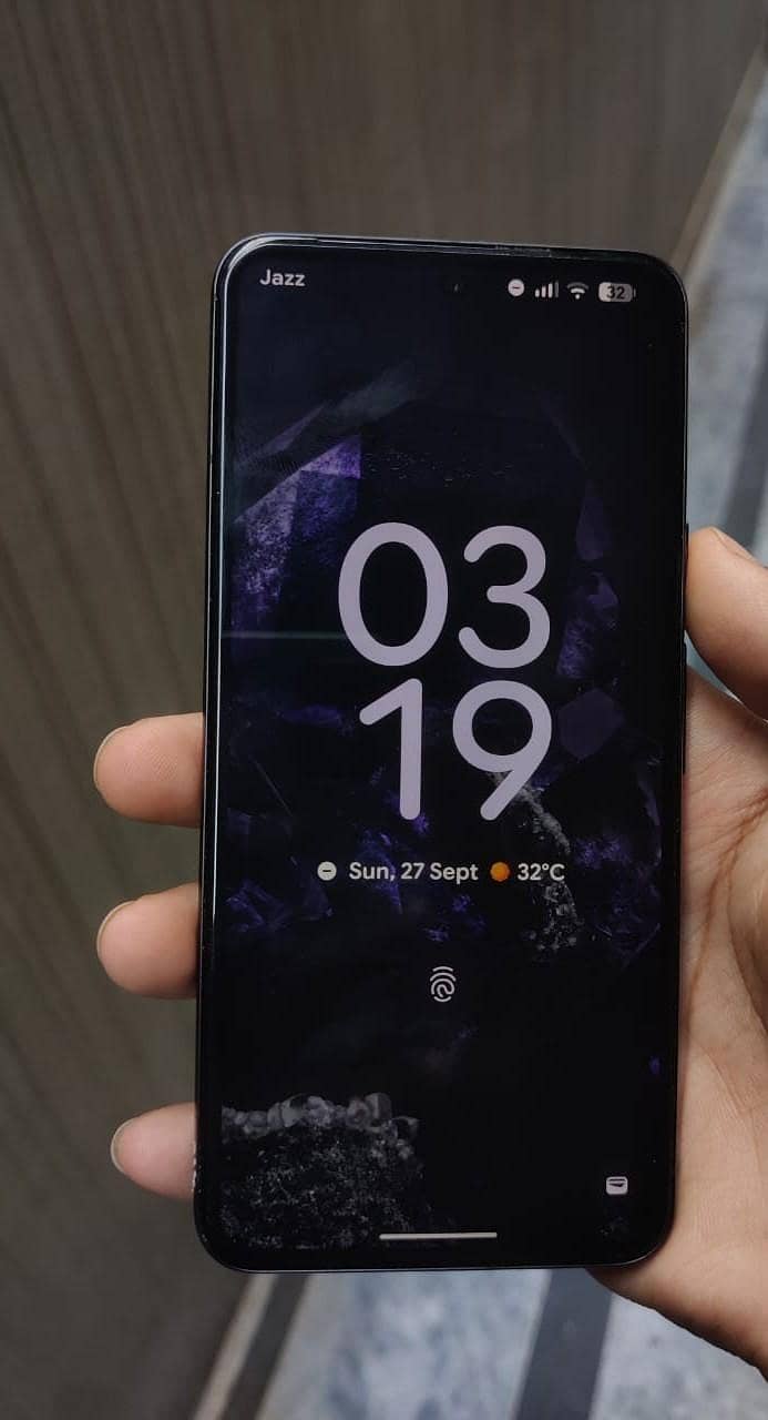 Google Pixel 8 2