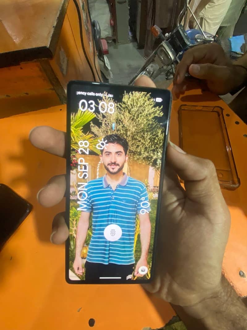 Google Pixel 6a 1