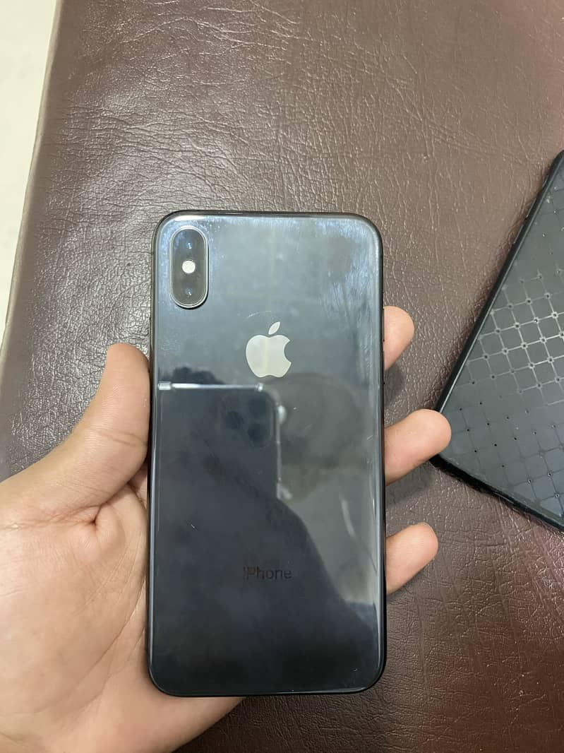 Apple iPhone X 5