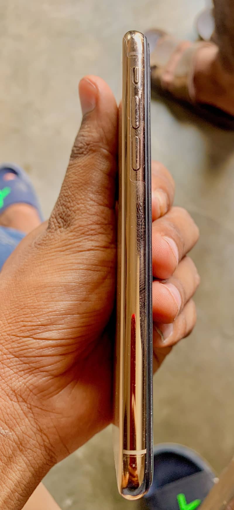 Apple iPhone XS 3