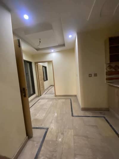 2 Beds flat available for rent
